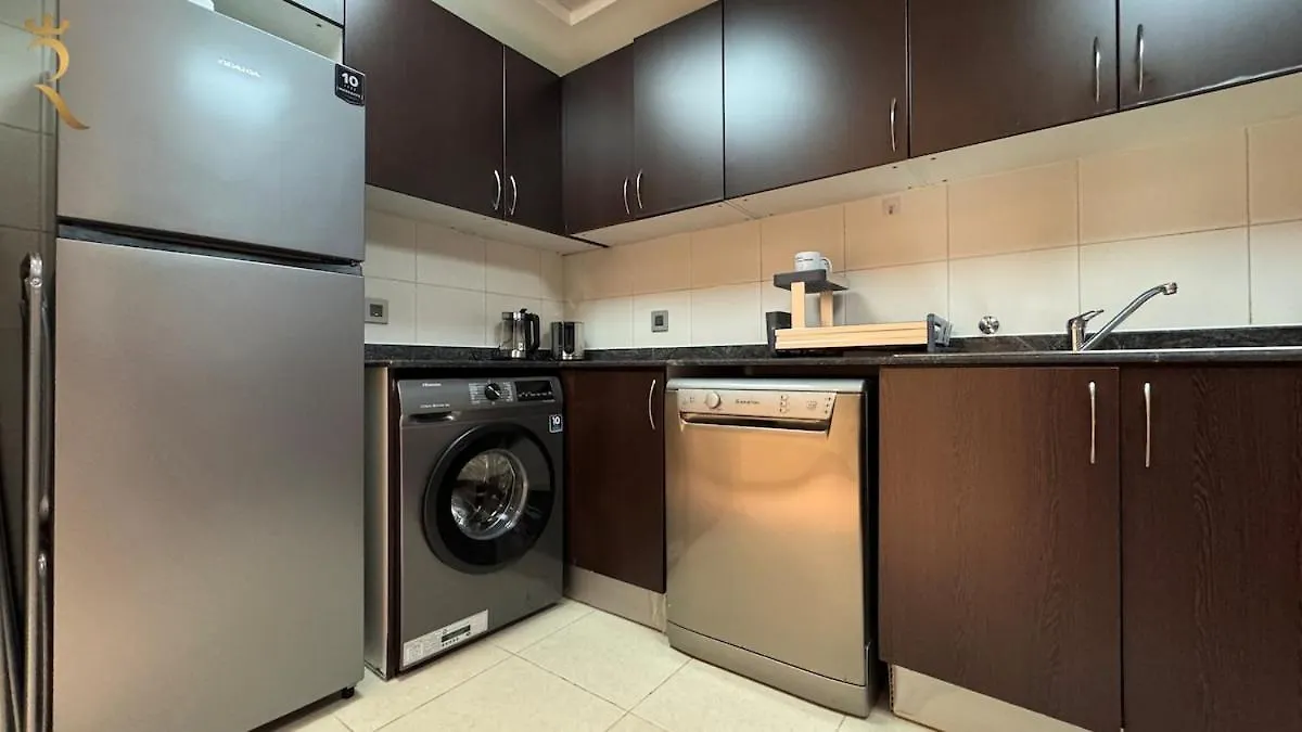 Spacious 2Br Poolside Relaxation In Al Reem 아부다비